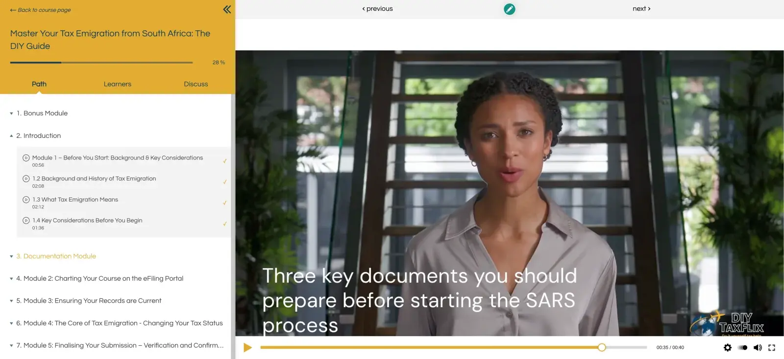 A DIYTaxFlix course lesson on LearnWorlds, with the module list beside a video about the three key documents to prepare before starting the SARS process